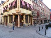 the bar where we bought our beer, aptly named "manekin pis"