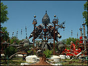 On my way back home, I had to visit the forevertron, the worlds largest scrap metal sculpture.